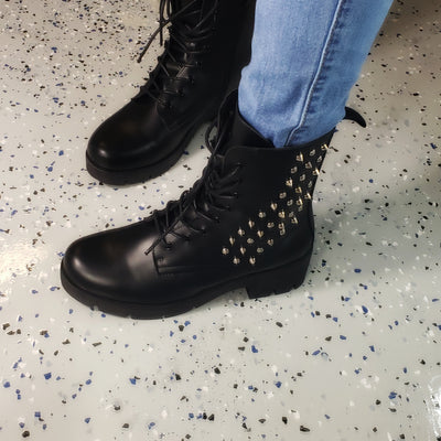 Glassy~Black Spiked Chunky Heel Boot